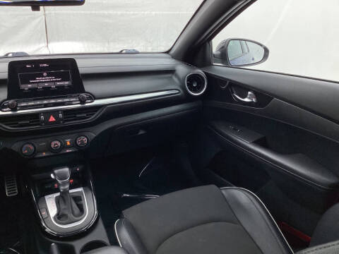 2020 Kia Forte GT Line