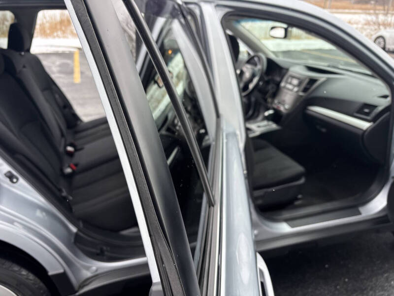 2013 Subaru Outback 2.5i Premium