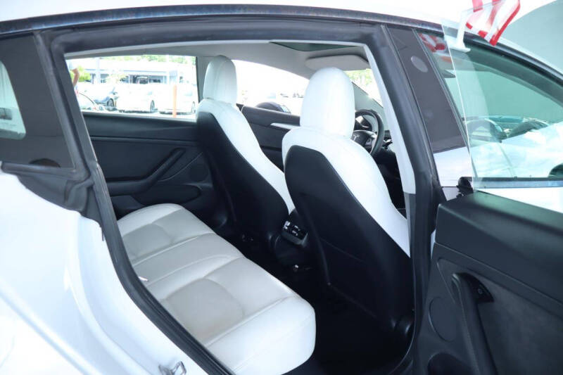 2022 Tesla Model 3 Performance