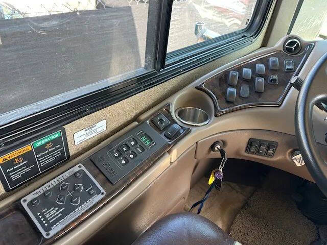 2016 Freightliner XCR Chassis