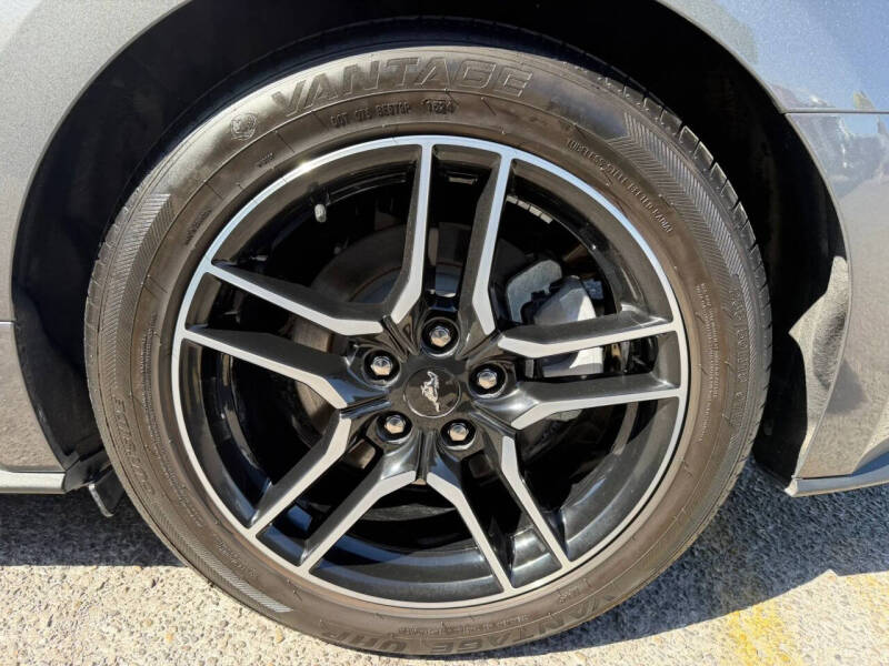 2022 Ford Mustang
