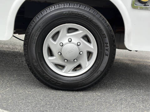 2016 Ford E-Series E-350 SD