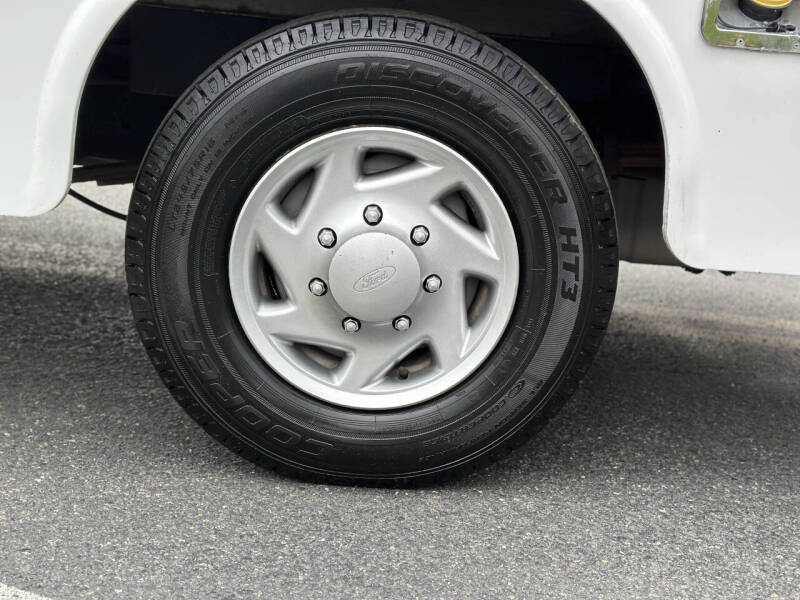 2016 Ford E-Series E-350 SD