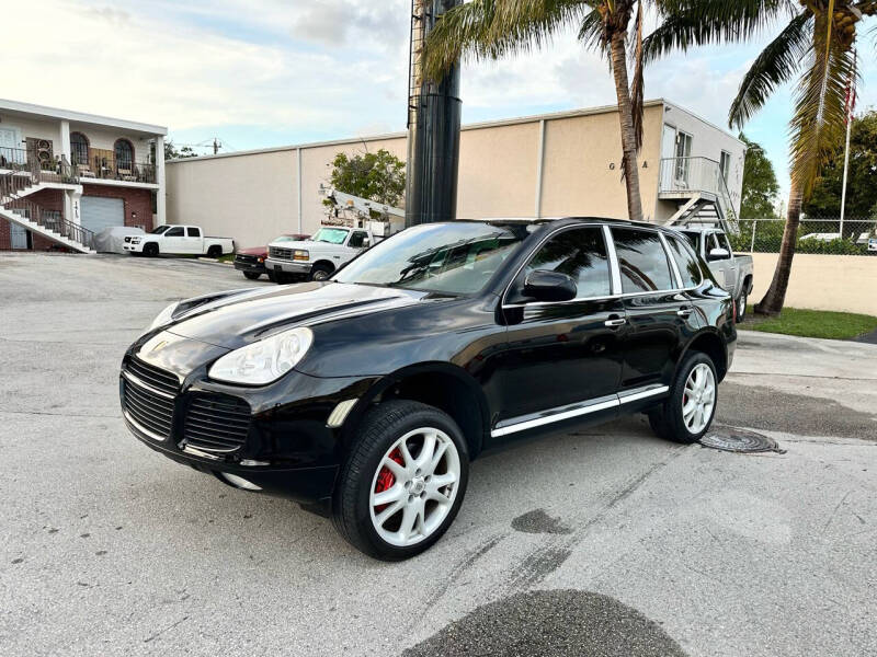 2004 Porsche Cayenne Turbo photo 28