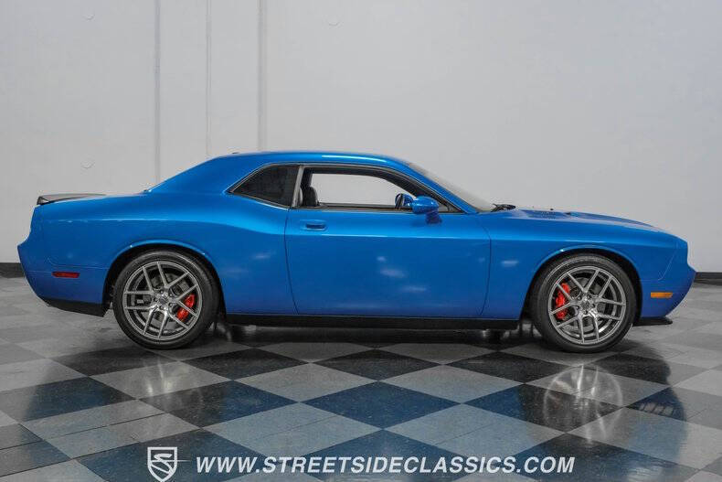 2009 Dodge Challenger SRT8