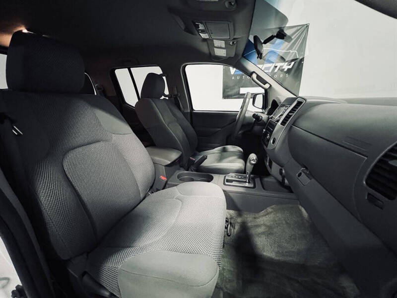 2016 Nissan Frontier SV