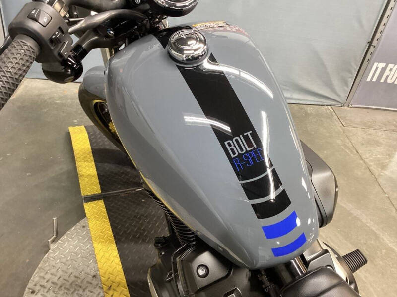 2023 Yamaha Bolt R-Spec