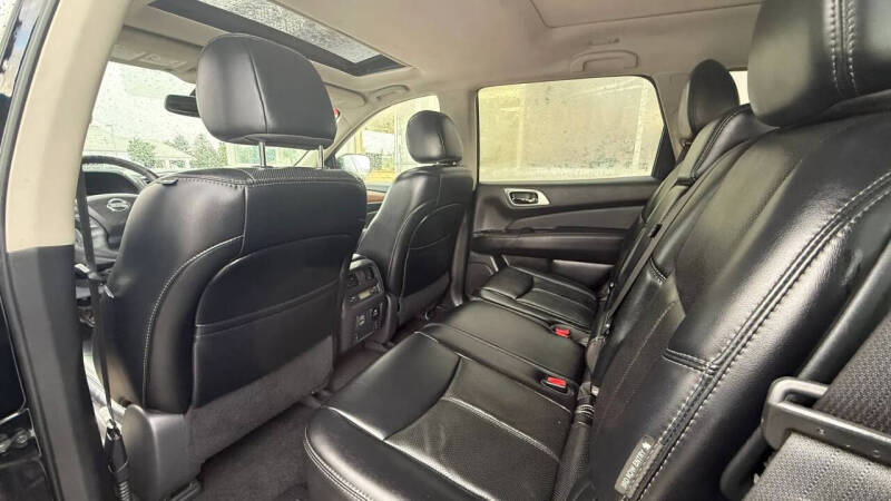 2018 Nissan Pathfinder Platinum