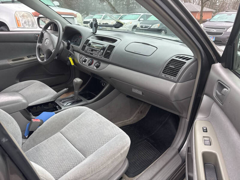 2003 Toyota Camry LE