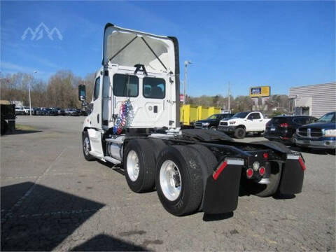 2016 Freightliner Cascadia