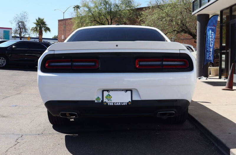 2018 Dodge Challenger SXT