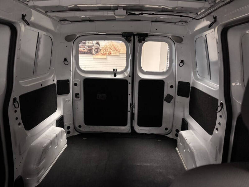 2021 Nissan NV200