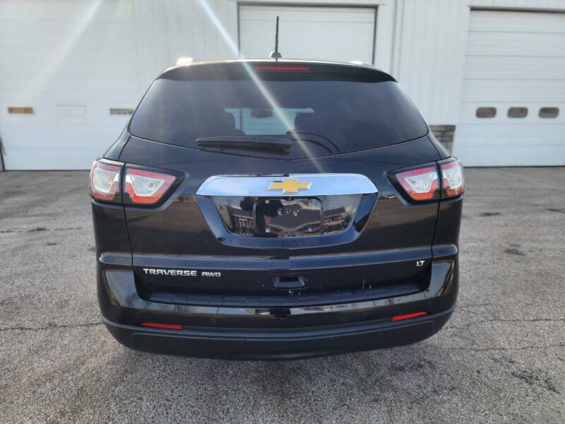 2017 Chevrolet Traverse LT