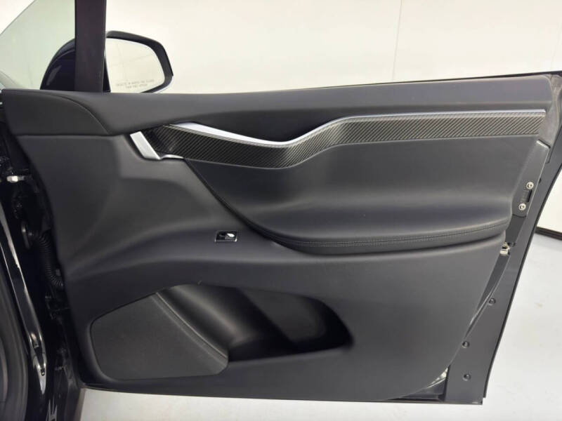 2016 Tesla Model X P90D