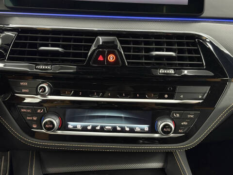 2023 BMW M5
