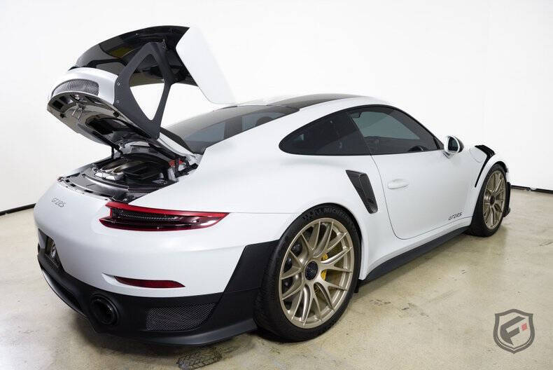 2018 Porsche 911 GT2 RS