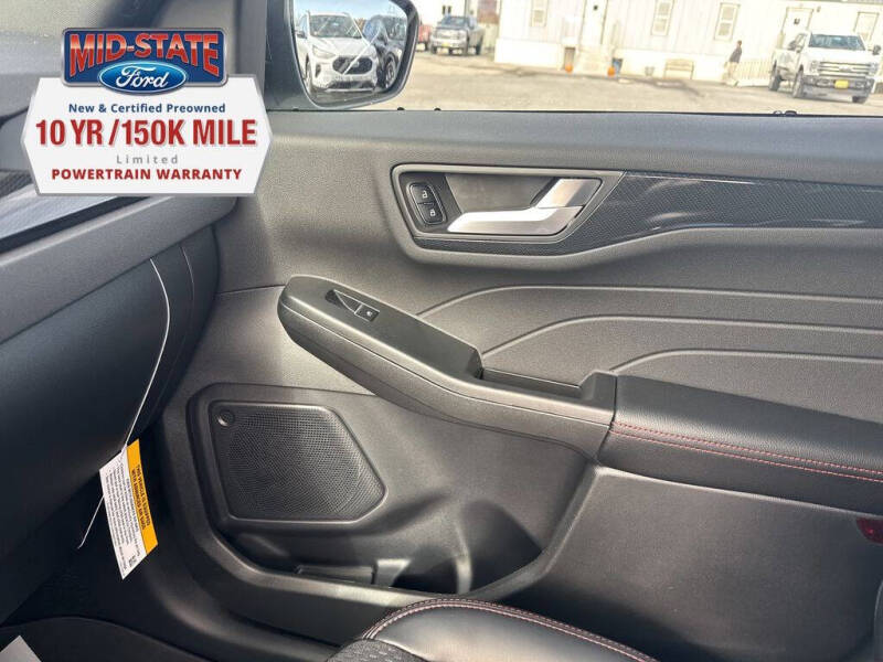 2026 Ford Escape ST-Line