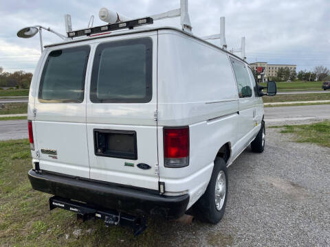 2011 Ford E-Series E-350 SD