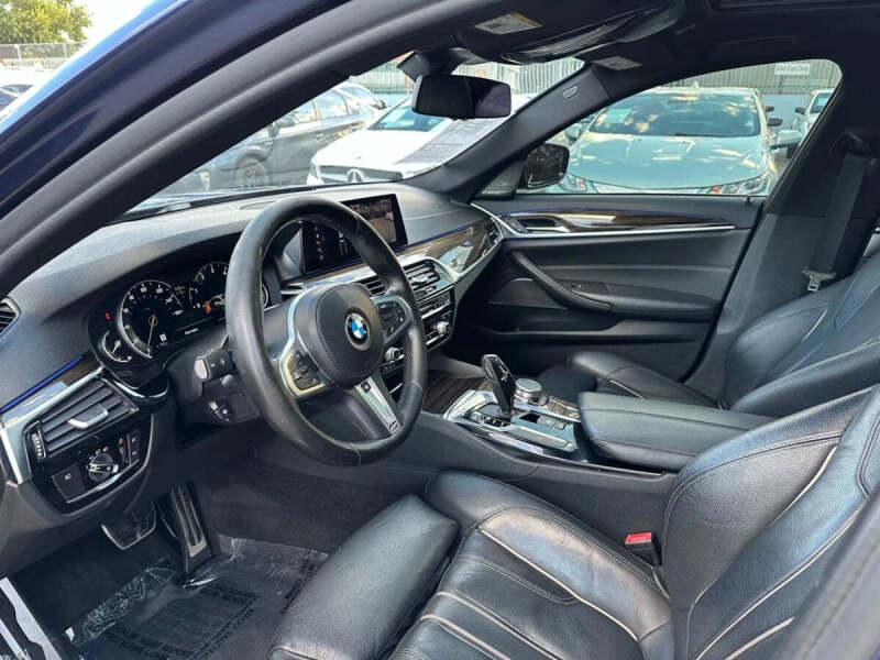 2019 BMW 5 Series 540i