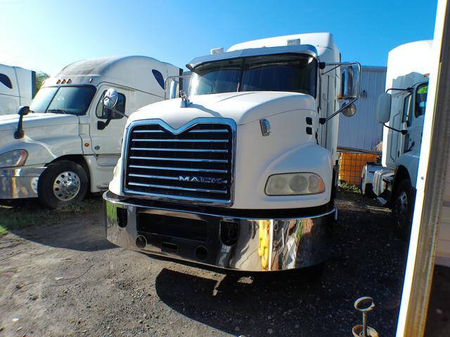 2016 Mack Pinnacle