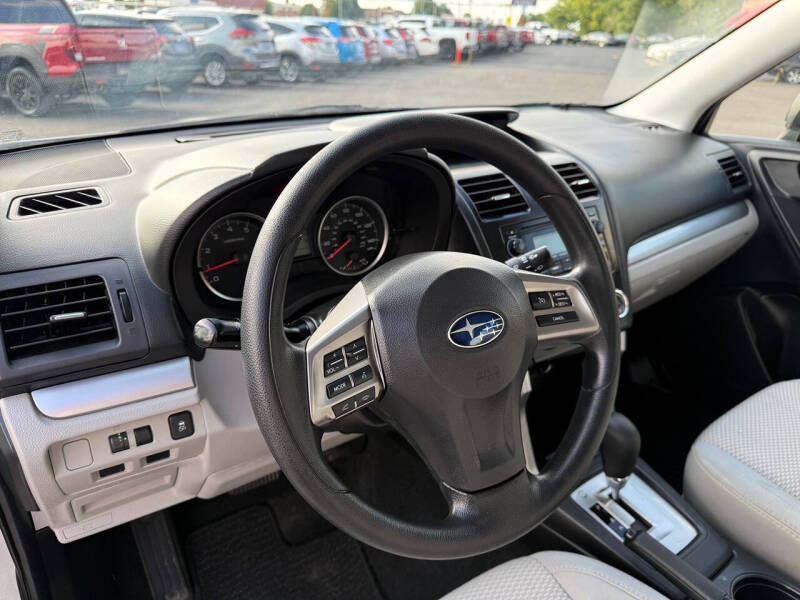 2014 Subaru Forester 2.5i