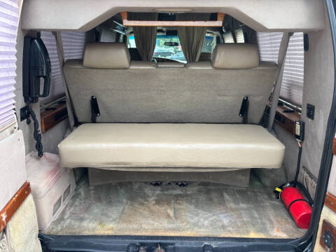 2003 Ford E-Series E-250 SD