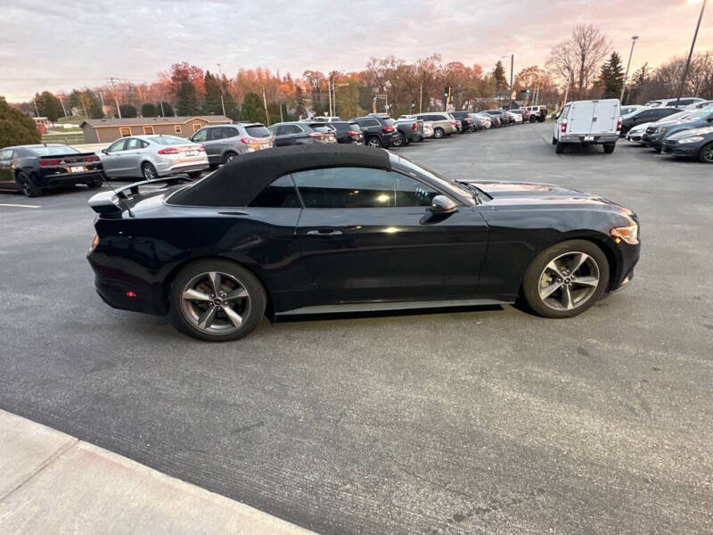 2016 Ford Mustang V6