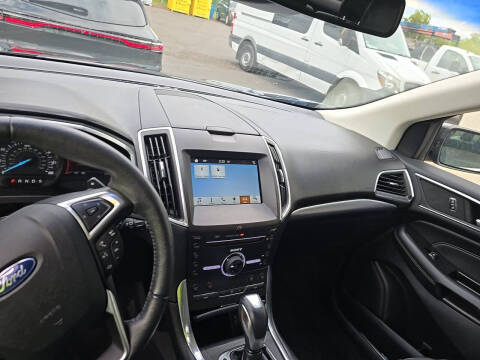 2016 Ford Edge Titanium