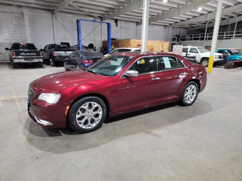 2017 Chrysler 300 for sale at De Anda Auto Sales in Storm Lake IA
