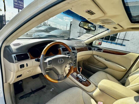 2005 Lexus ES 330