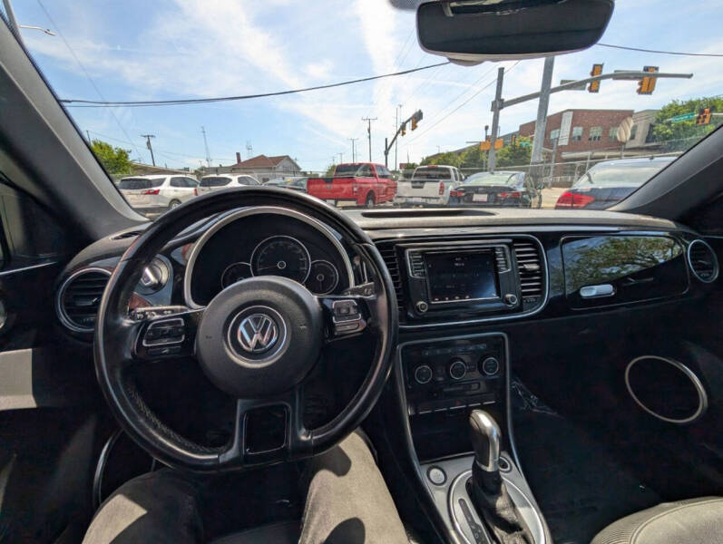 2019 Volkswagen Beetle 2.0T SE