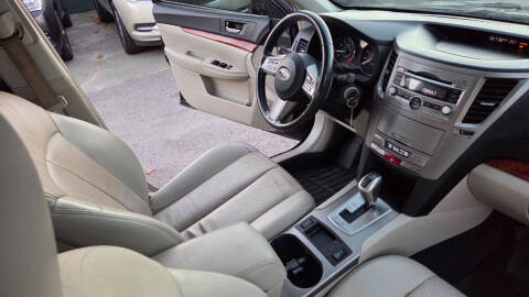 2011 Subaru Outback 2.5i Limited