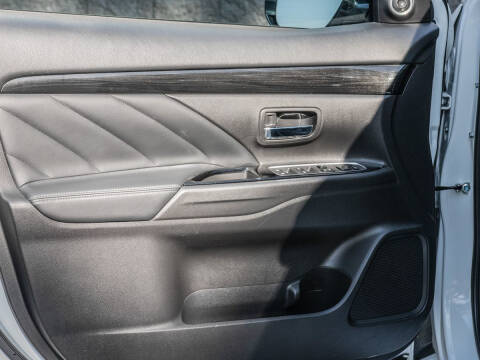 2018 Mitsubishi Outlander PHEV SEL