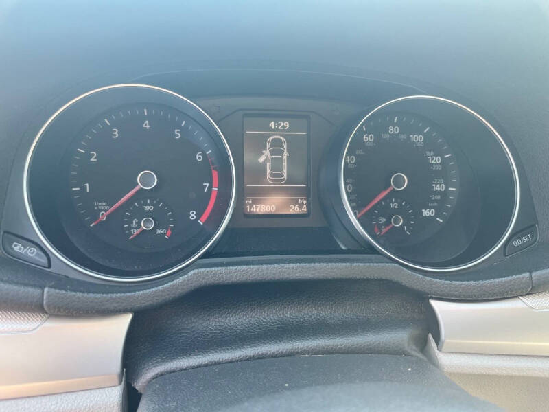 2016 Volkswagen Passat 1.8T S