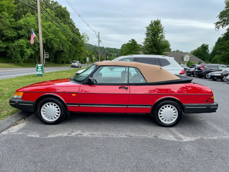 1993 Saab 900 for sale at ROBERT MOTORCARS in Woodbury CT