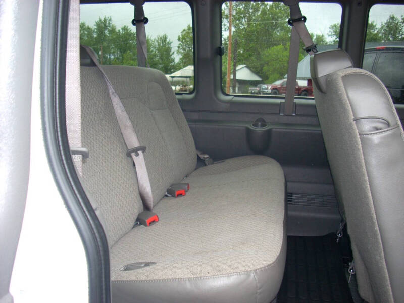 2023 GMC Savana LS 3500