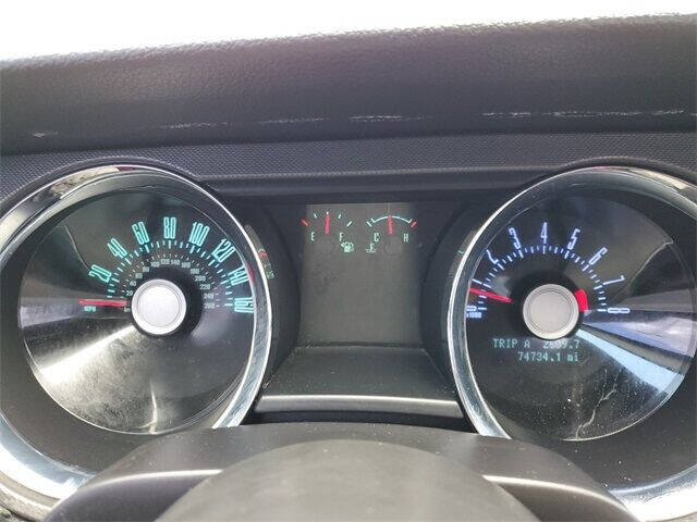 2012 Ford Mustang V6