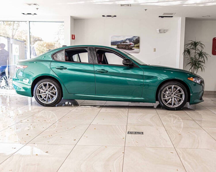 2025 Alfa Romeo Giulia