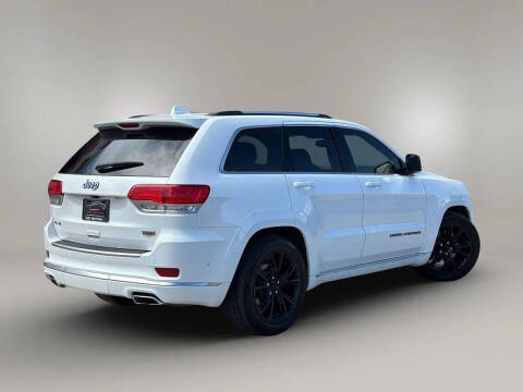 2018 Jeep Grand Cherokee Summit