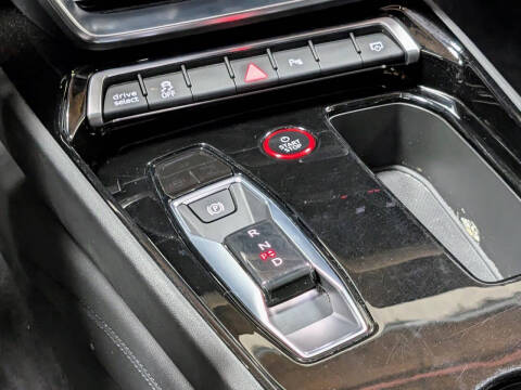 2023 Audi e-tron GT quattro Premium Plus