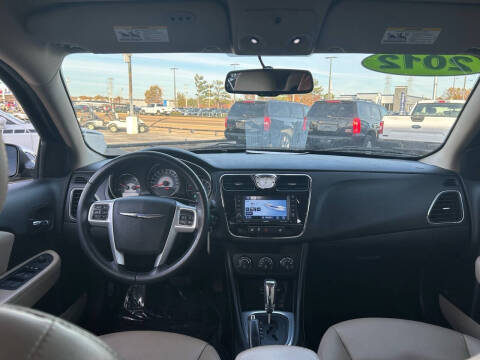 2012 Chrysler 200 Limited