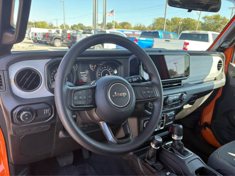 2025 Jeep Gladiator Sport