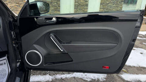 2012 Volkswagen Beetle