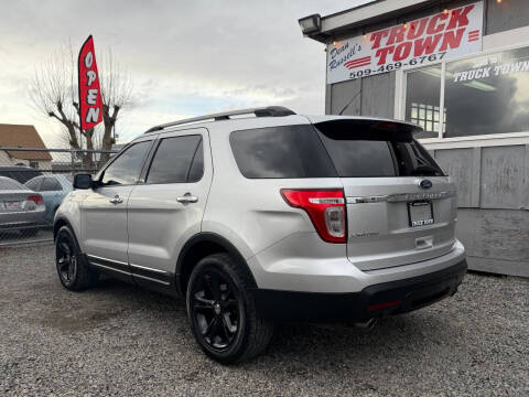 2011 Ford Explorer Limited