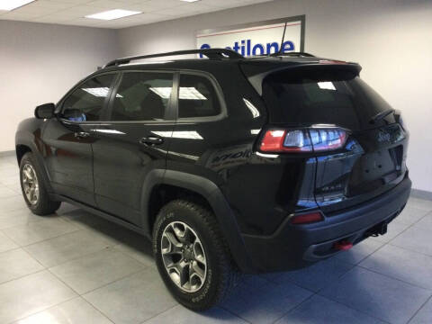 2022 Jeep Cherokee Trailhawk