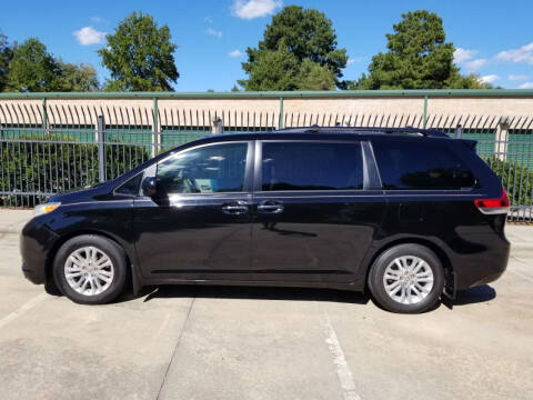 2011 Toyota Sienna for sale at Hollingsworth Auto Sales in Wake Forest NC