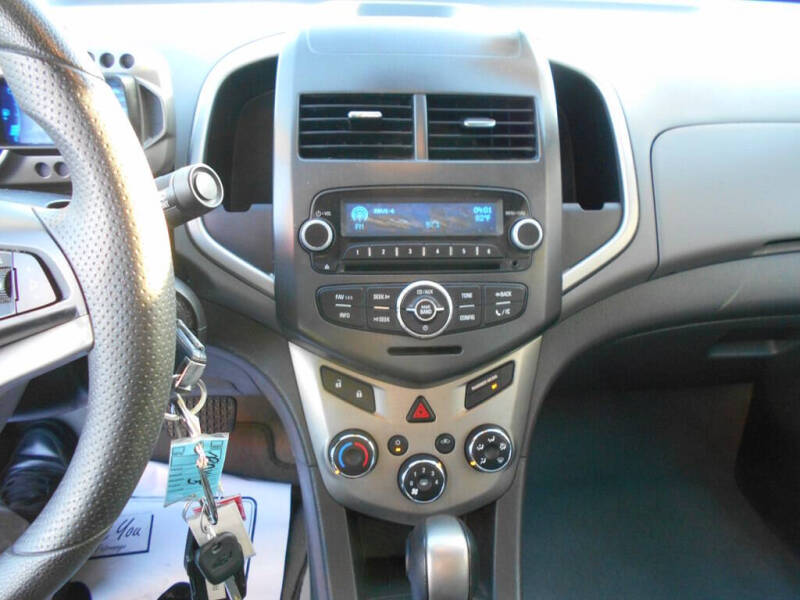 2013 Chevrolet Sonic LT Auto