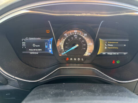 2017 Ford Fusion Hybrid SE