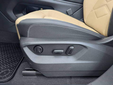 2024 Volkswagen Atlas Cross Sport SE 4Motion