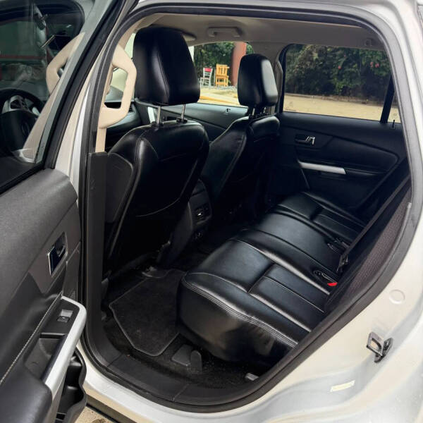 2011 Ford Edge SE